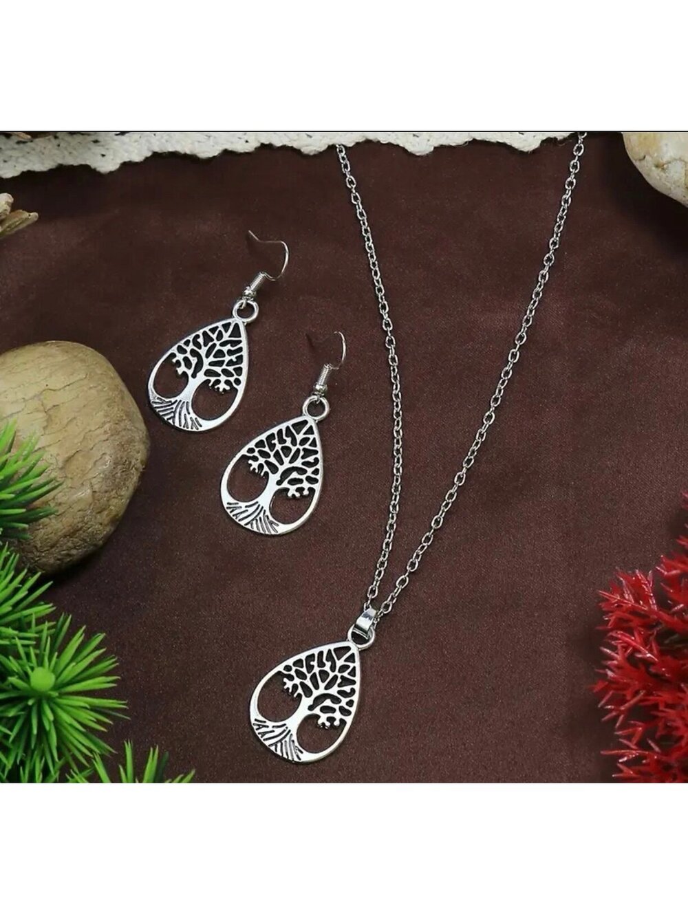 New - Vintage - 3 Piece Silver Tree of Life Jewelry Set - Necklace and Earrings